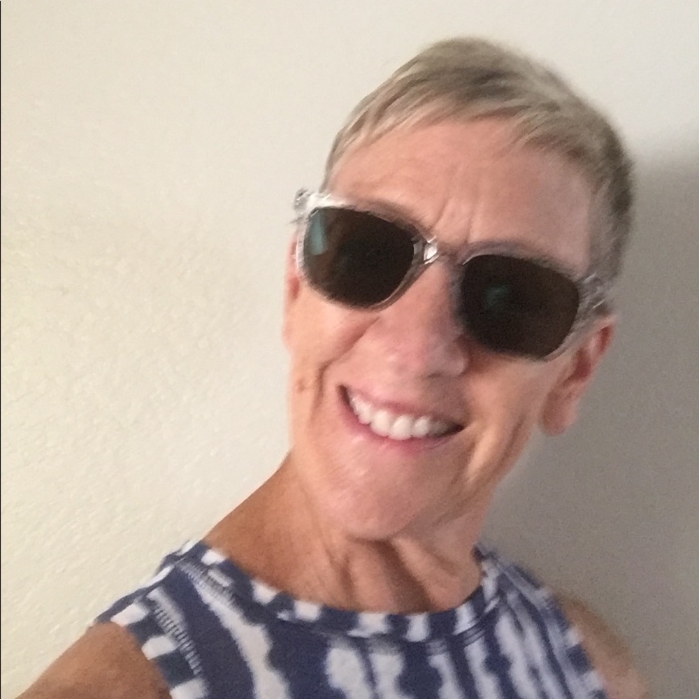 Meet your Posher, Pam